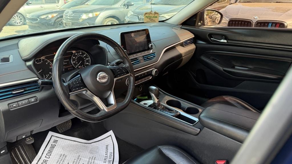 Nissan Altima 2.5 SR Sedan 2019