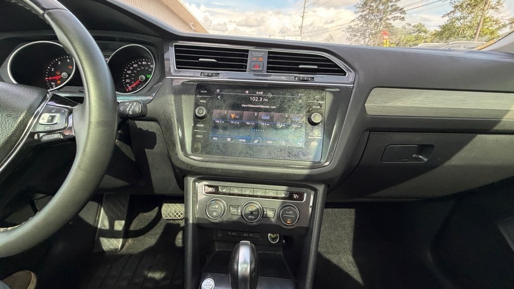 Volkswagen Tiguan 2.0T SE R-Line Black FWD 2021