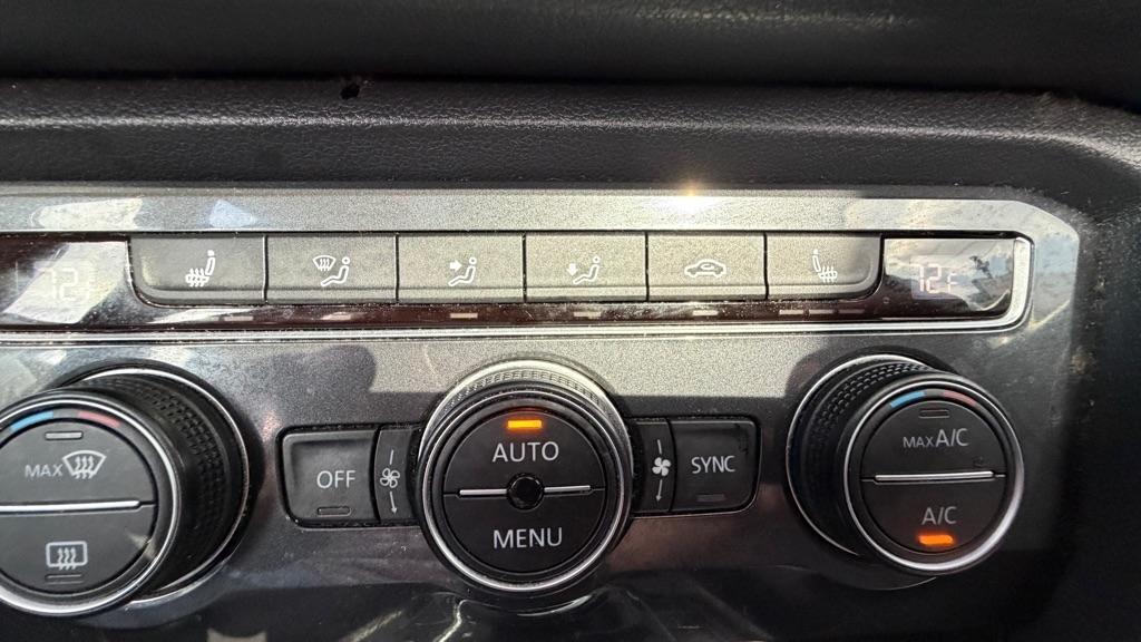 Volkswagen Tiguan 2.0T SE R-Line Black FWD 2021