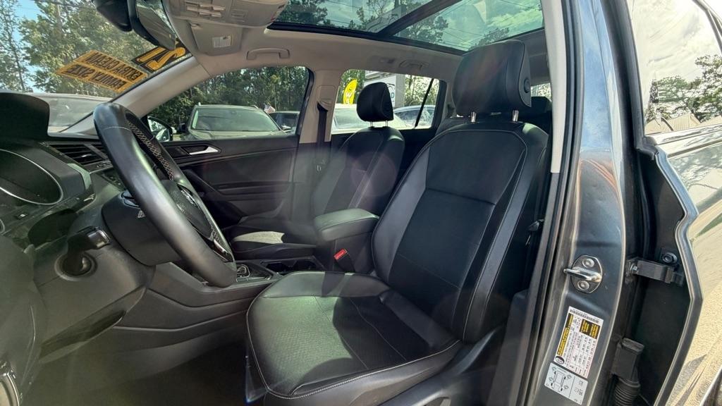 Volkswagen Tiguan 2.0T SE R-Line Black FWD 2021