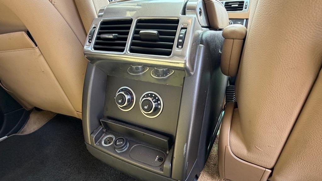 Land Rover Range Rover 4WD 4dr HSE 2012