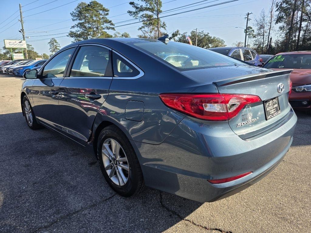 Hyundai Sonata SE 2.4L 2017