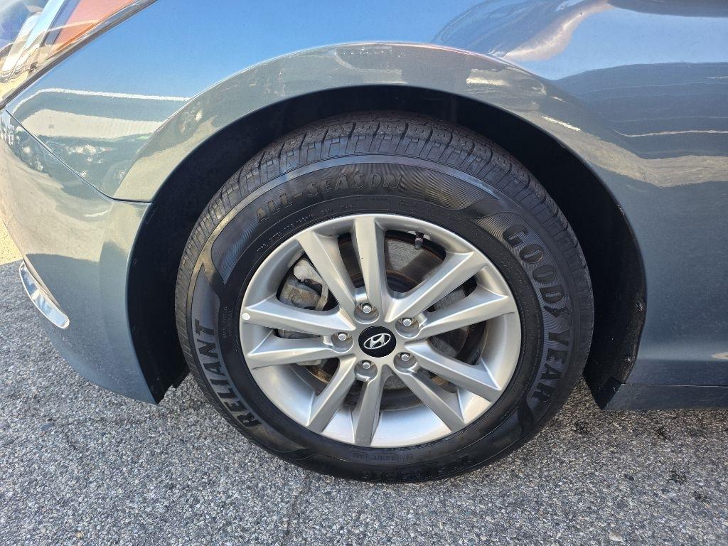 Hyundai Sonata SE 2.4L 2017