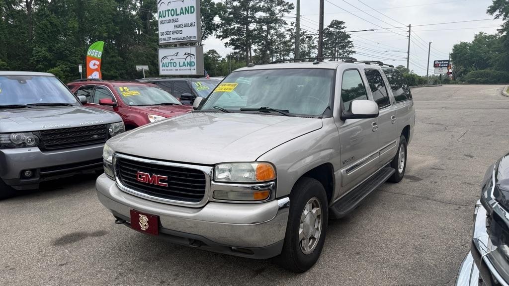 2004 GMC Yukon 2WD 1/2 Ton SLE's photo