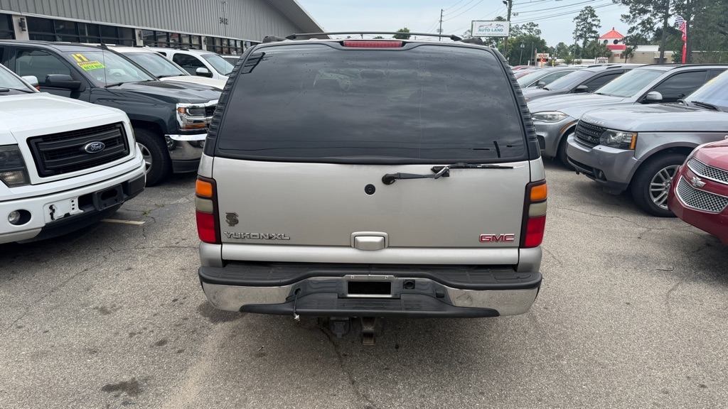 GMC Yukon XL 4dr 1500 SLT 2004