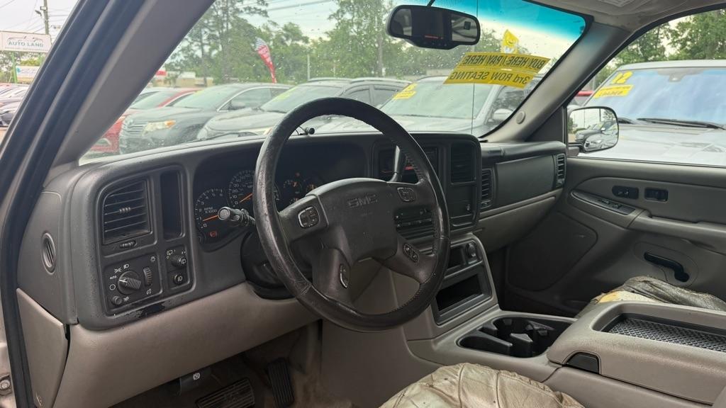 GMC Yukon XL 4dr 1500 SLT 2004