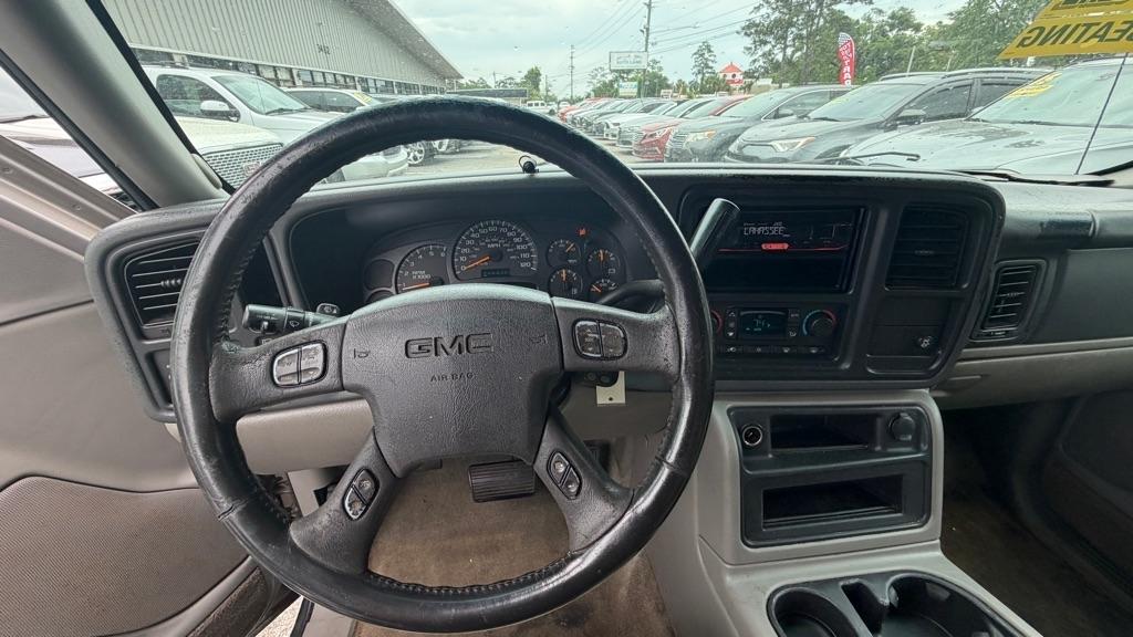 GMC Yukon XL 4dr 1500 SLT 2004