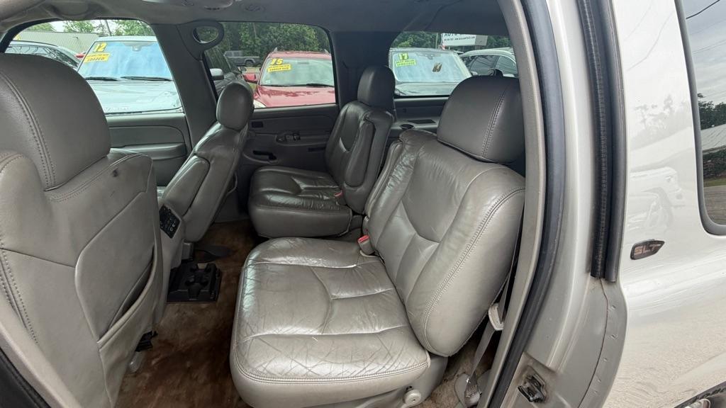 GMC Yukon XL 4dr 1500 SLT 2004