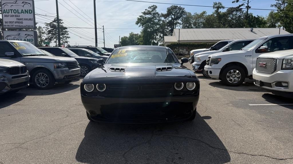 Dodge Challenger SXT RWD 2018