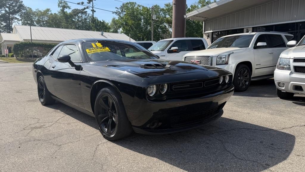 Dodge Challenger SXT RWD 2018