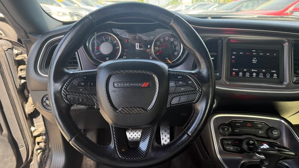 Dodge Challenger SXT RWD 2018