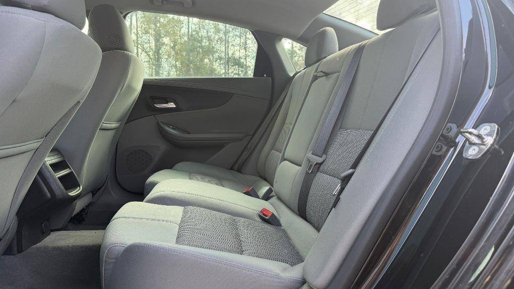 Chevrolet Impala 4dr Sdn LS w/1FL 2016