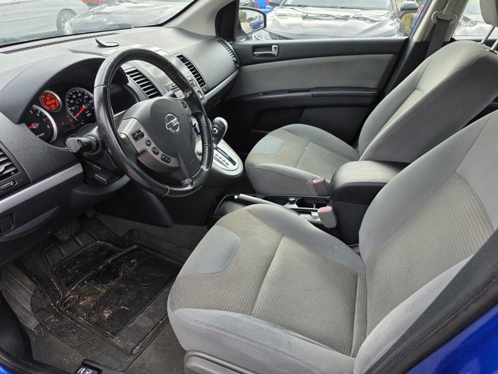 Nissan Sentra 4dr Sdn I4 CVT 2.0 SR 2010