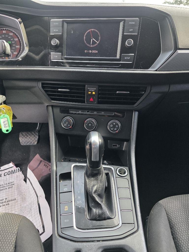 Volkswagen Jetta R-Line Auto w/ULEV 2019