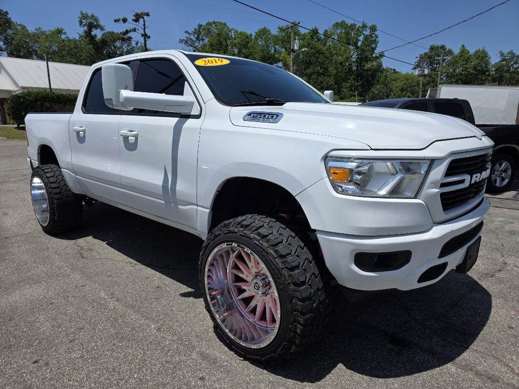 RAM 1500 Big Horn/Lone Star 4x2 Crew Cab 5'7" Box 2019