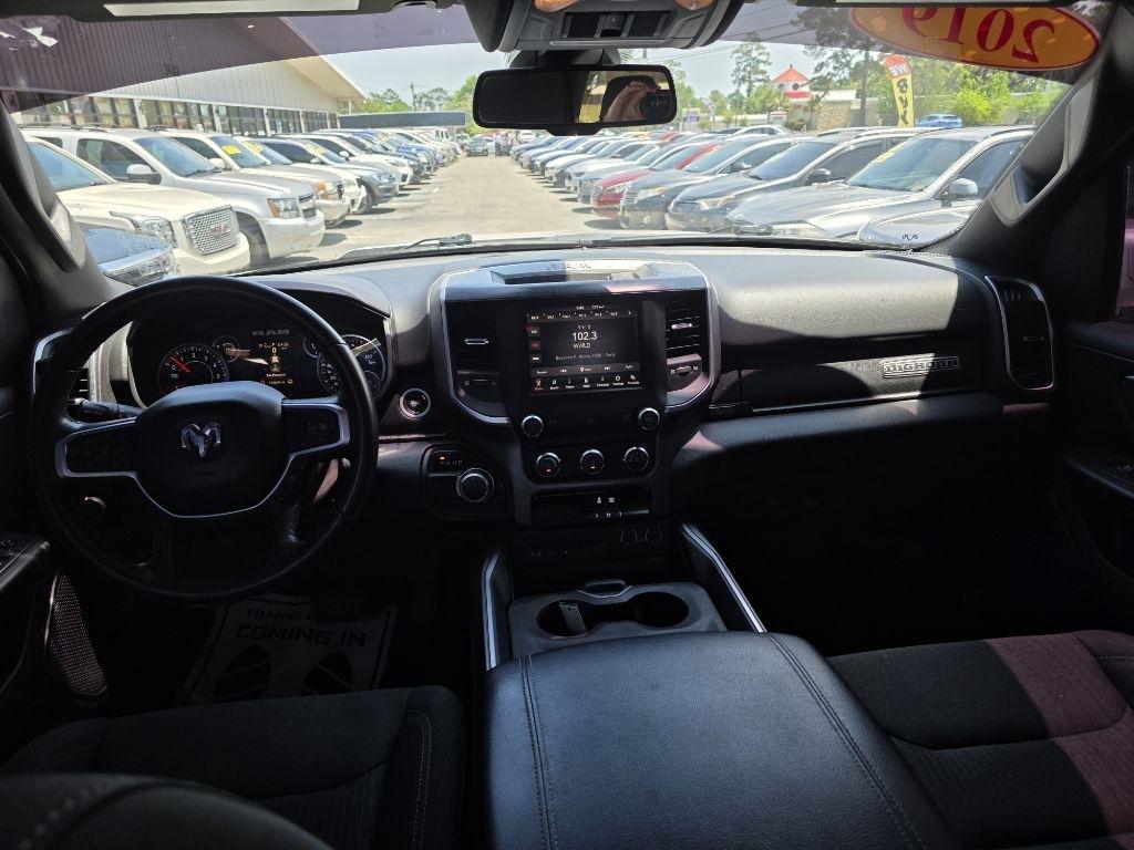 RAM 1500 Big Horn/Lone Star 4x2 Crew Cab 5'7" Box 2019