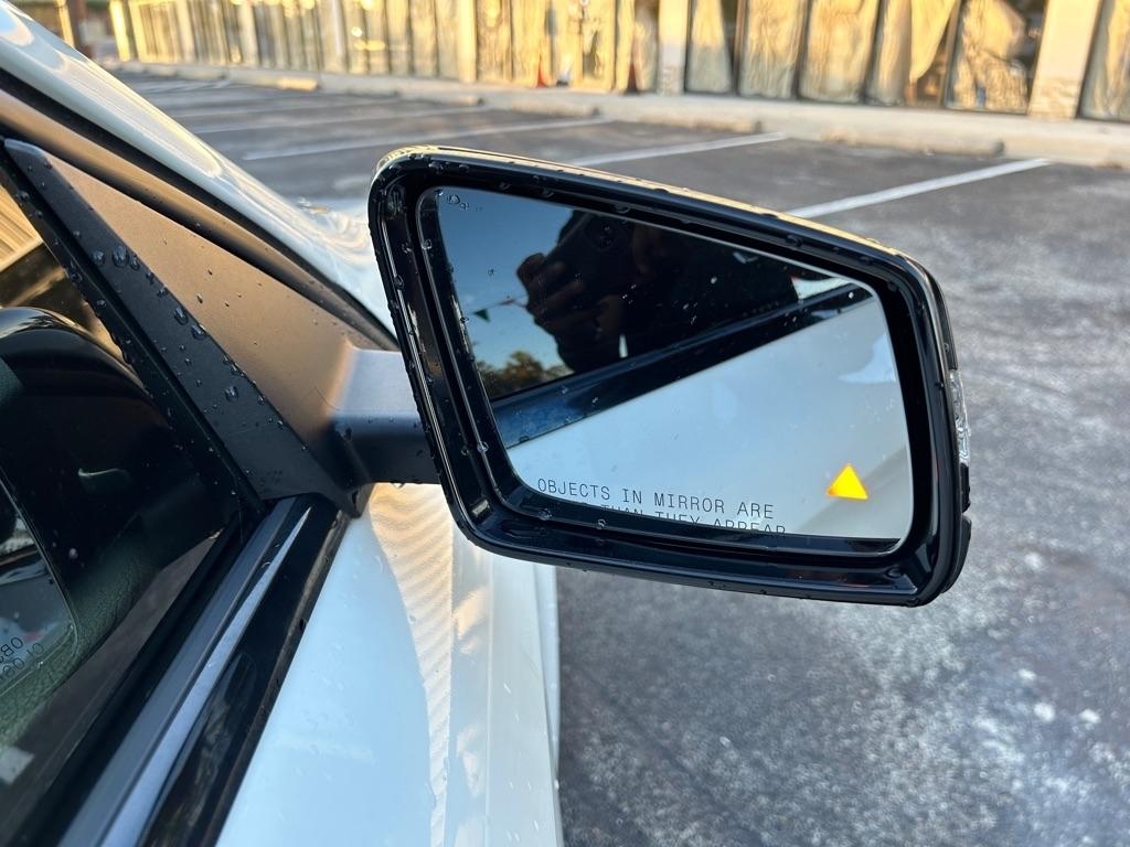 Mercedes-Benz GLA FWD 4dr GLA 250 2016