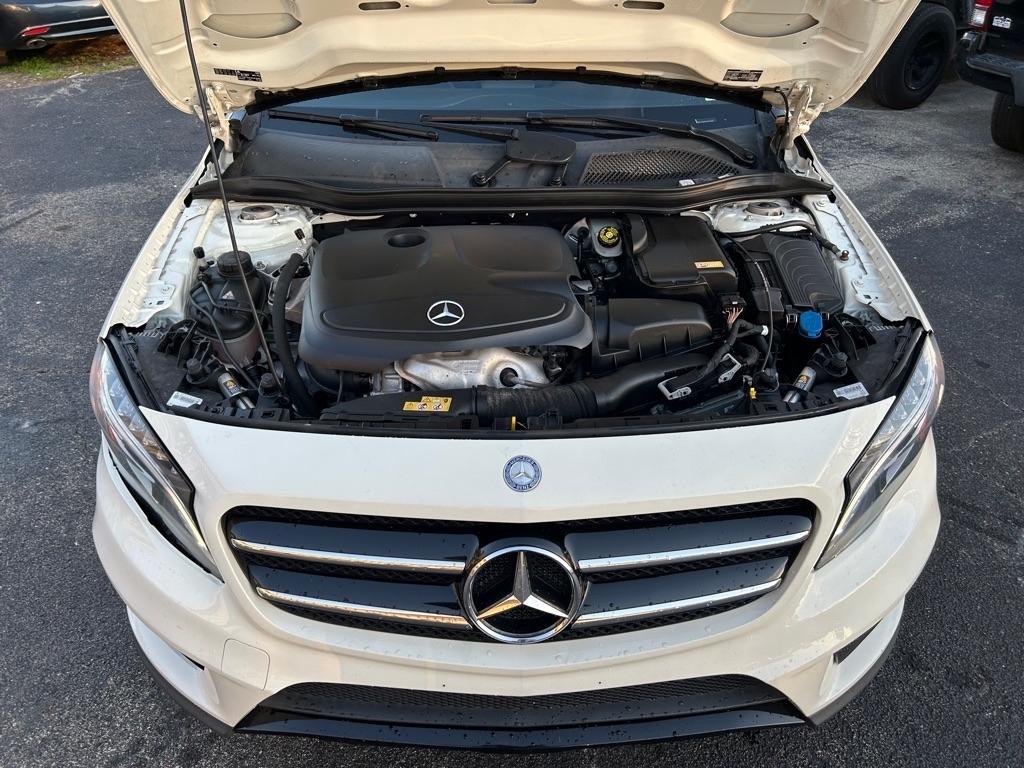 Mercedes-Benz GLA FWD 4dr GLA 250 2016