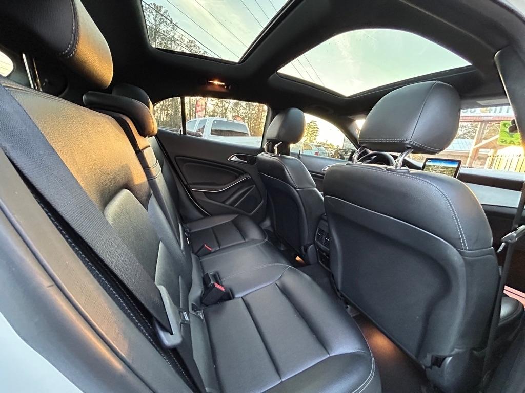 Mercedes-Benz GLA FWD 4dr GLA 250 2016