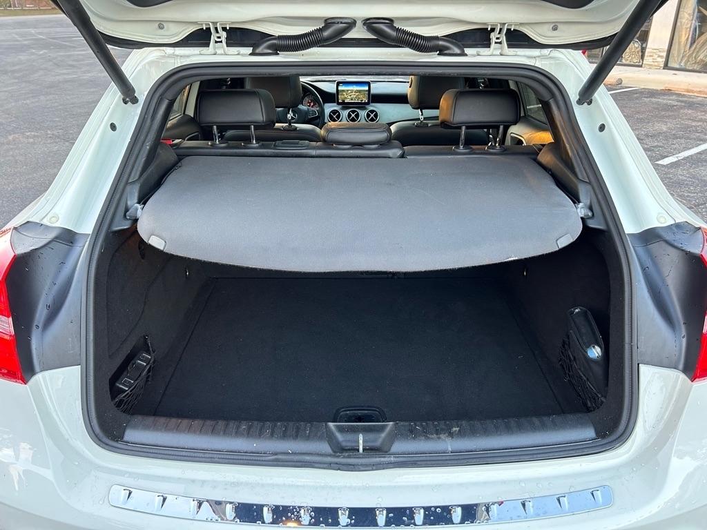 Mercedes-Benz GLA FWD 4dr GLA 250 2016