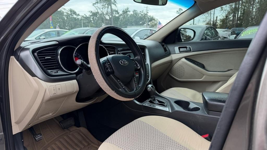 Kia Optima 4dr Sdn LX 2013