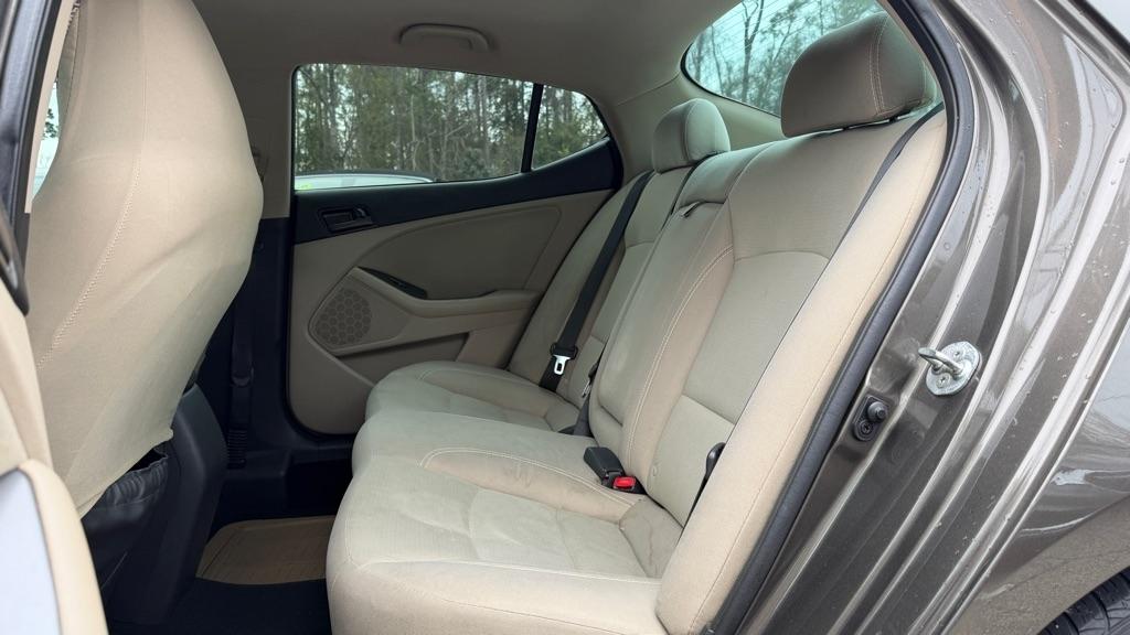 Kia Optima 4dr Sdn LX 2013