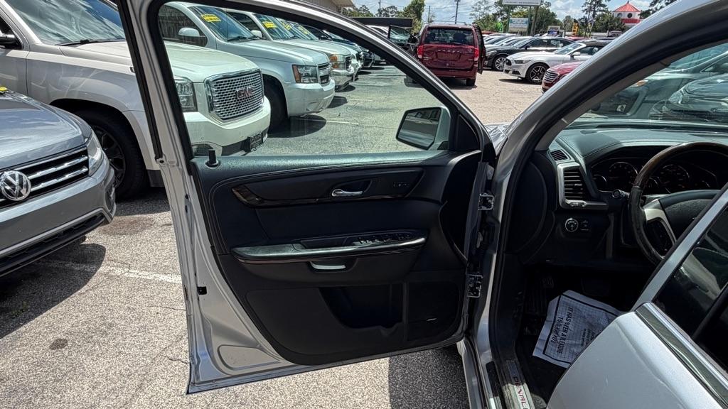 GMC Acadia FWD 4dr Denali 2013