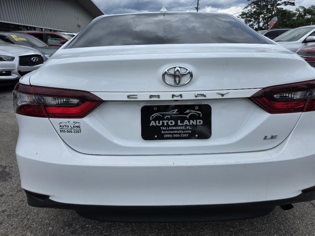 Toyota Camry LE Auto (Natl) 2024