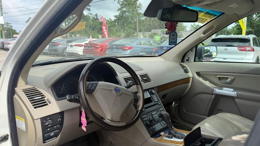 Volvo XC90 4dr 2.5L Turbo w/Sunroof/3rd Row 2004