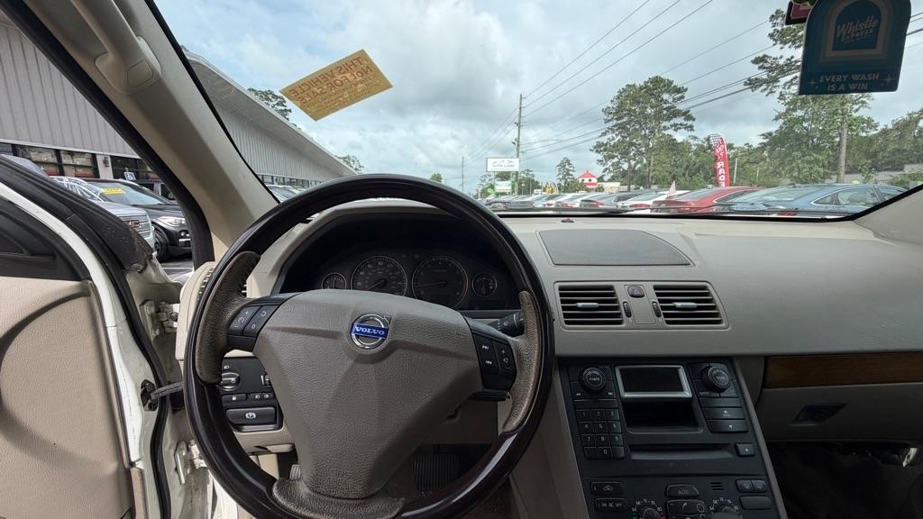 Volvo XC90 4dr 2.5L Turbo w/Sunroof/3rd Row 2004