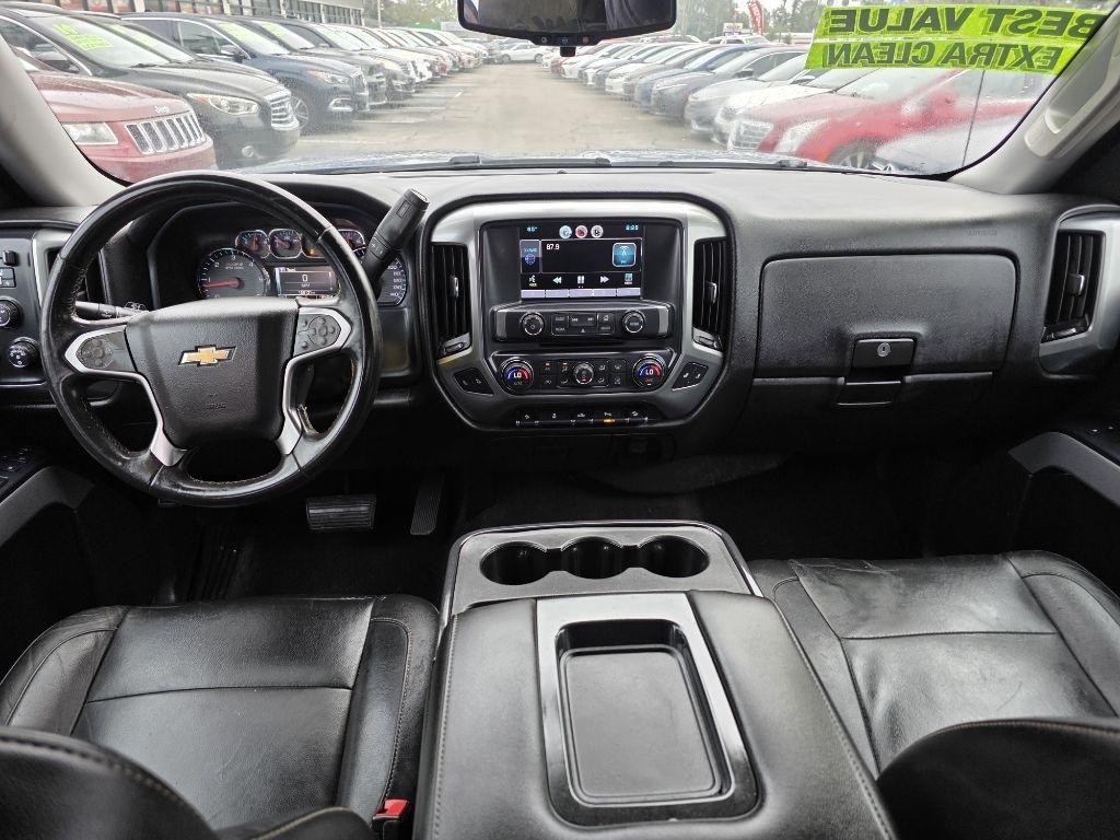 Chevrolet Silverado 1500 4WD Crew Cab 143.5" LT w/2LT 2015