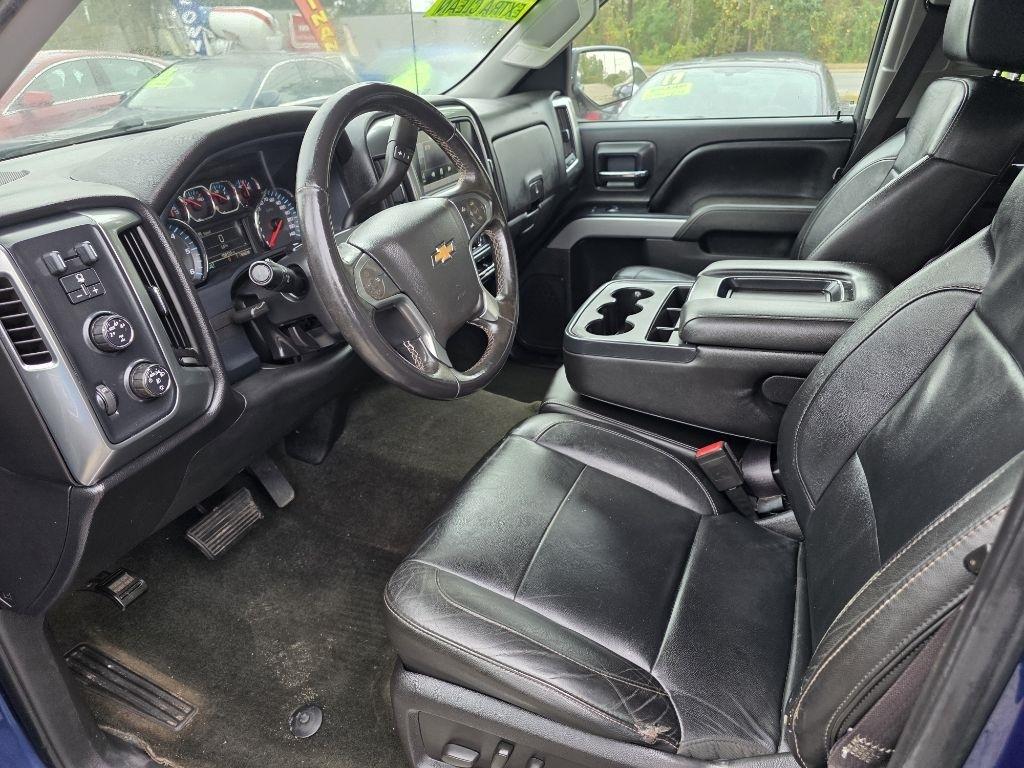 Chevrolet Silverado 1500 4WD Crew Cab 143.5" LT w/2LT 2015