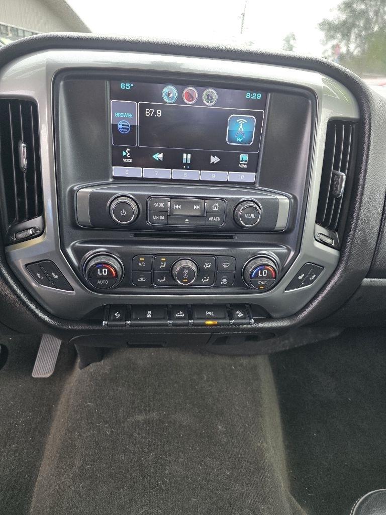 Chevrolet Silverado 1500 4WD Crew Cab 143.5" LT w/2LT 2015