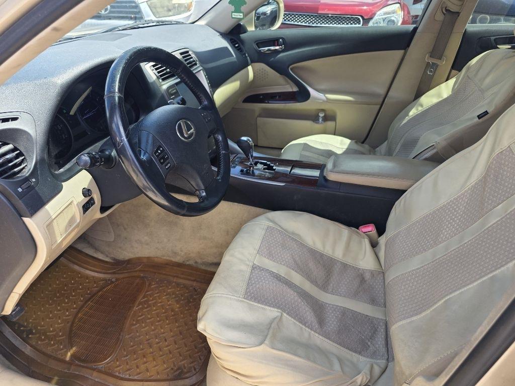 Lexus IS 250 4dr Sport Sdn Manual RWD 2007