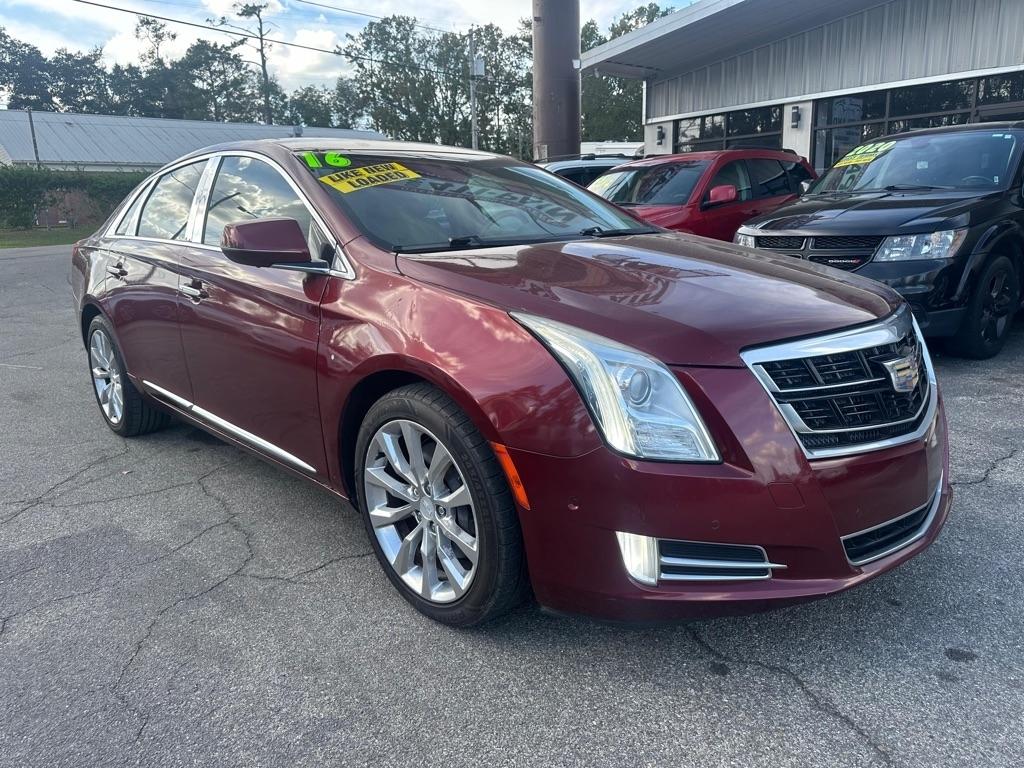 Cadillac XTS 4dr Sdn Luxury Collection FWD 2016