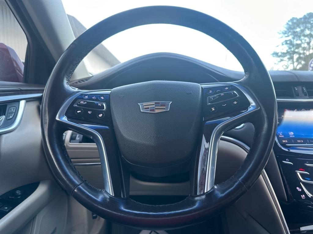 Cadillac XTS 4dr Sdn Luxury Collection FWD 2016
