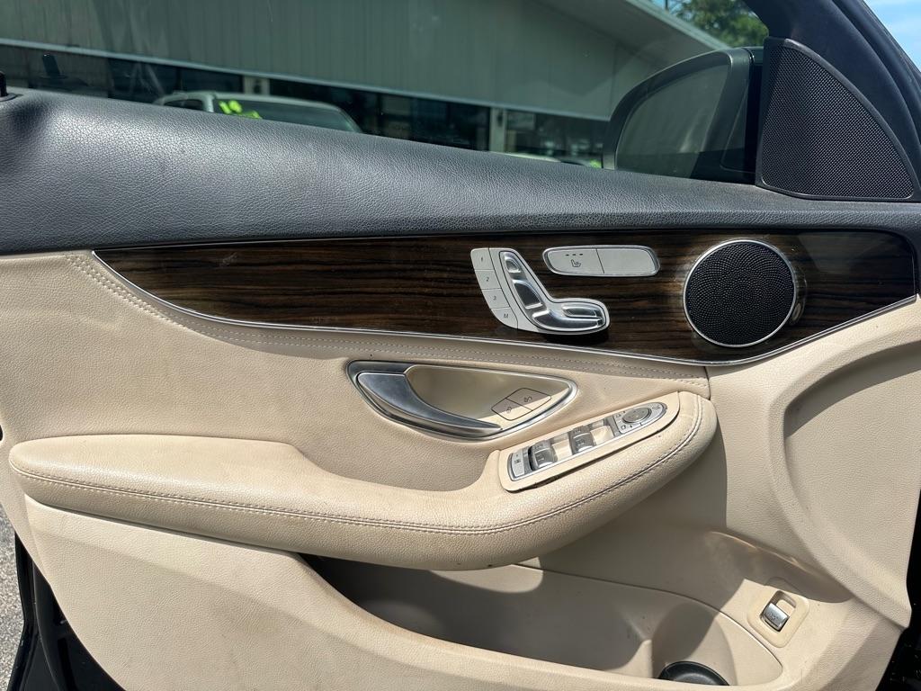 Mercedes-Benz C-Class 4dr Sdn C 300 4MATIC 2016