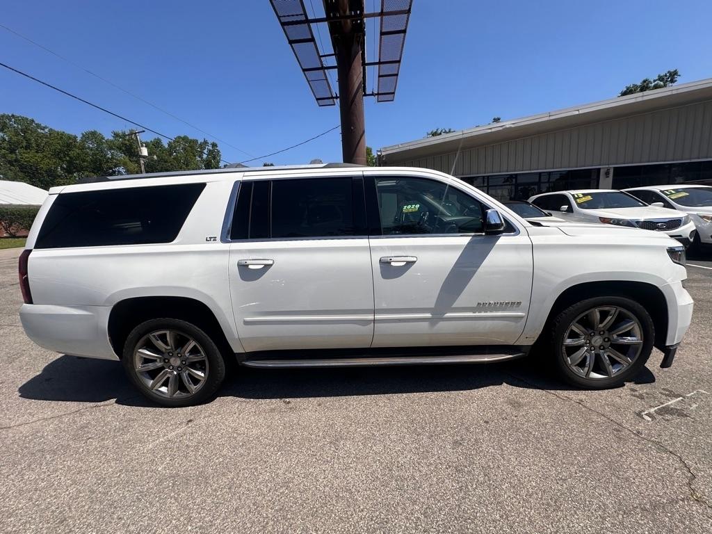 Chevrolet Suburban 4WD 4dr 1500 LTZ 2016