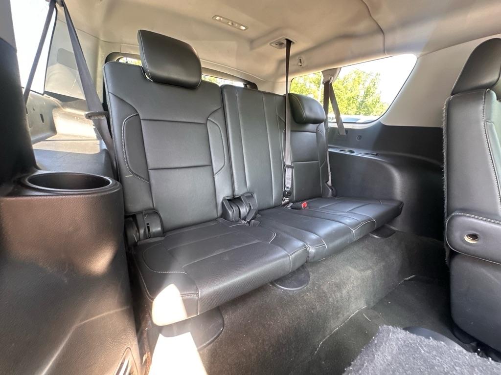 Chevrolet Suburban 4WD 4dr 1500 LTZ 2016