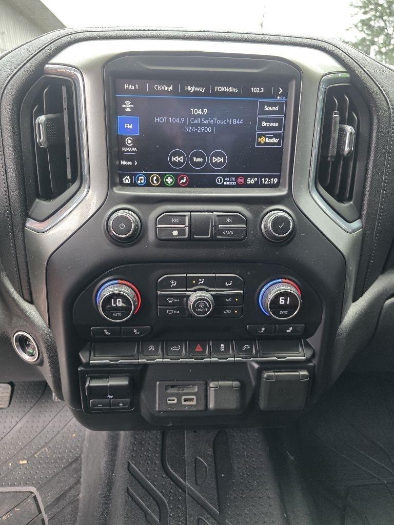 Chevrolet Silverado 1500 2WD Crew Cab 147" LT 2021