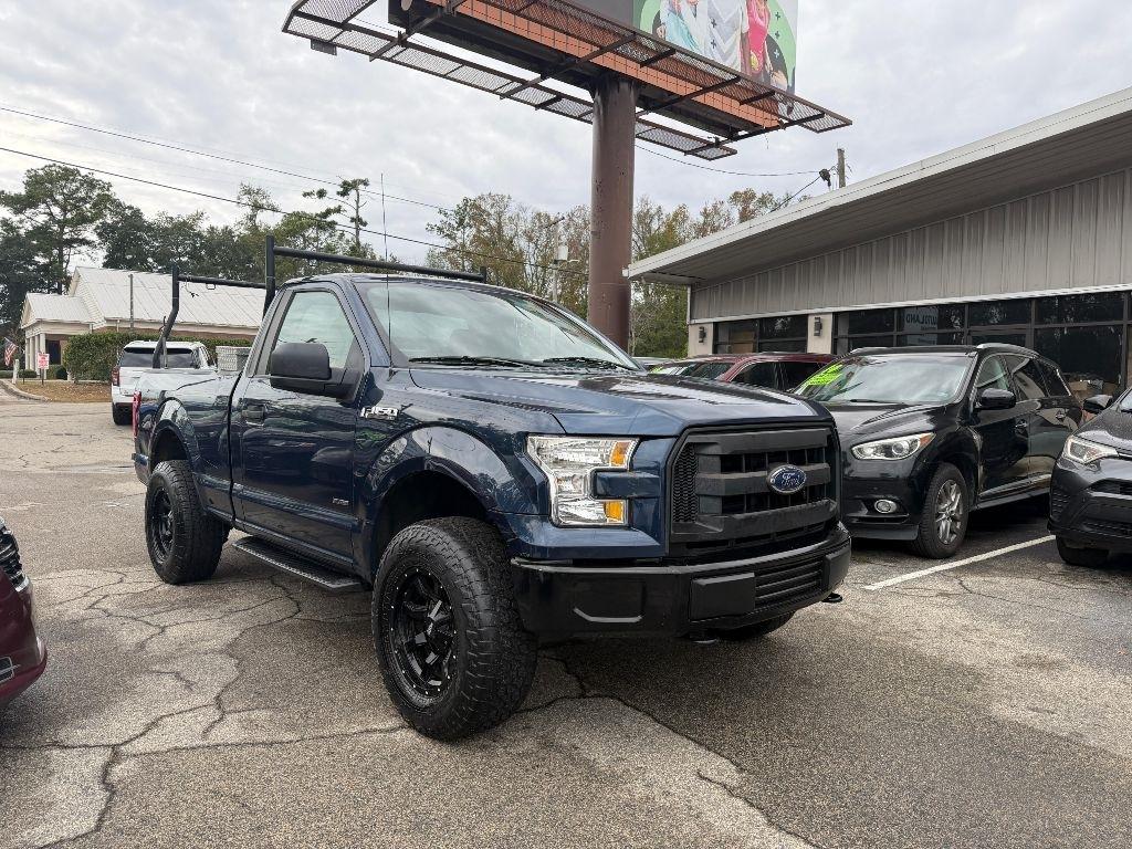 Ford F-150 4WD Reg Cab 141" XLT 2016