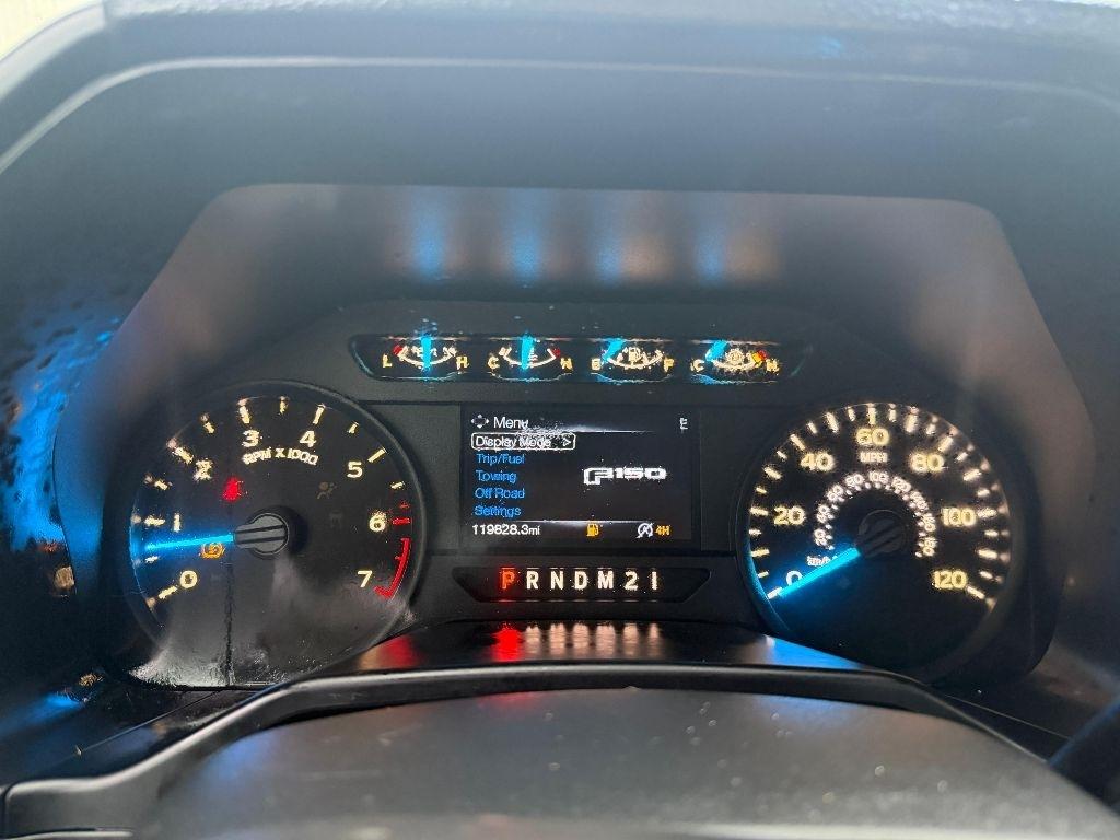 Ford F-150 4WD Reg Cab 141" XLT 2016