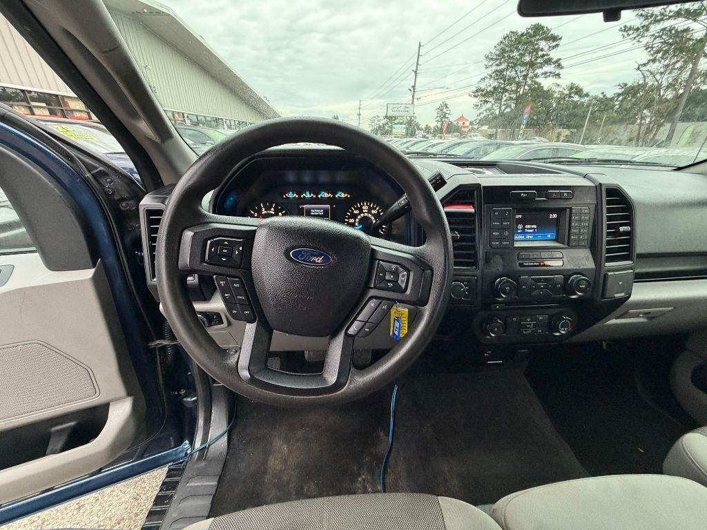 Ford F-150 4WD Reg Cab 141" XLT 2016