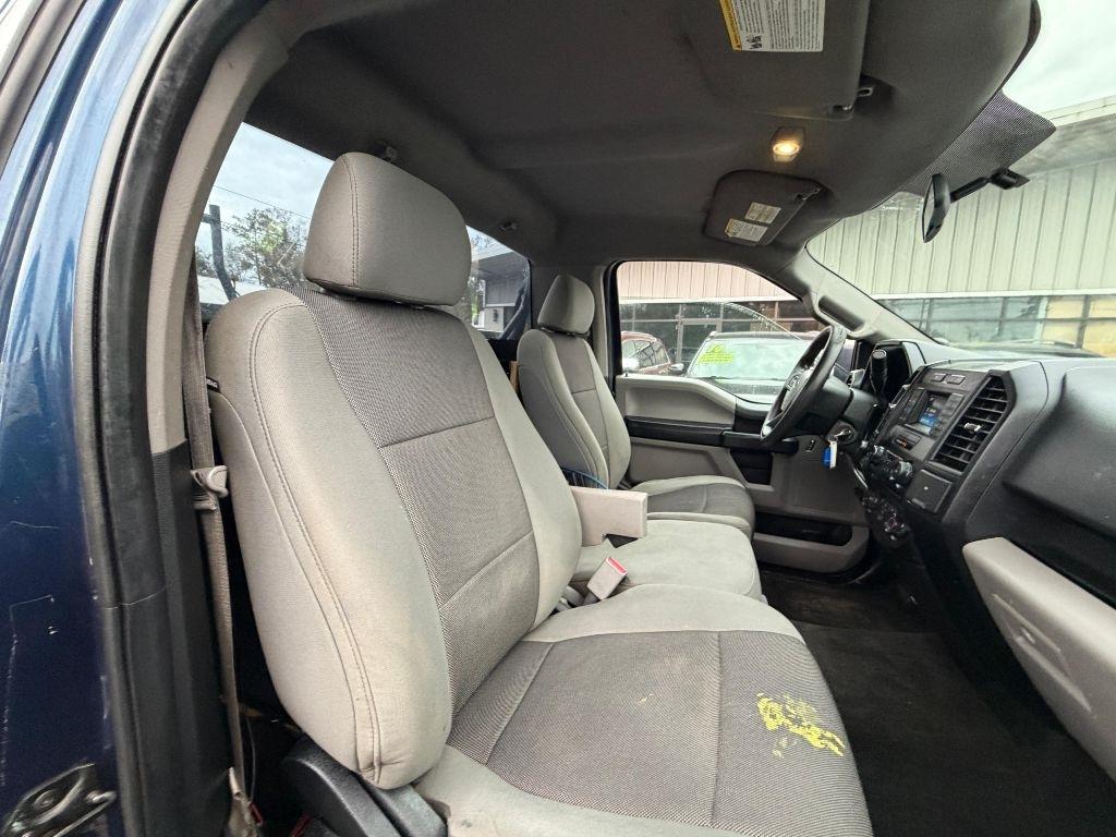 Ford F-150 4WD Reg Cab 141" XLT 2016