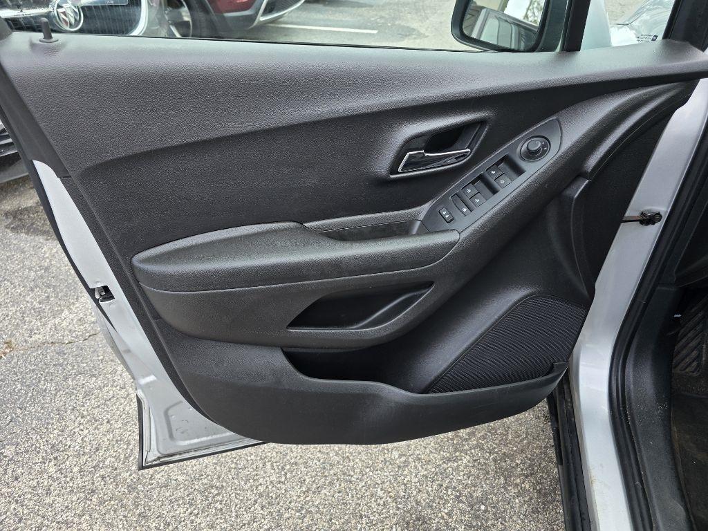 Chevrolet Trax FWD 4dr LS 2020