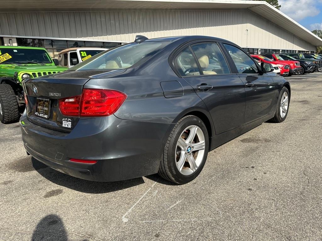 BMW 3 Series 4dr Sdn 320i RWD South Africa 2015