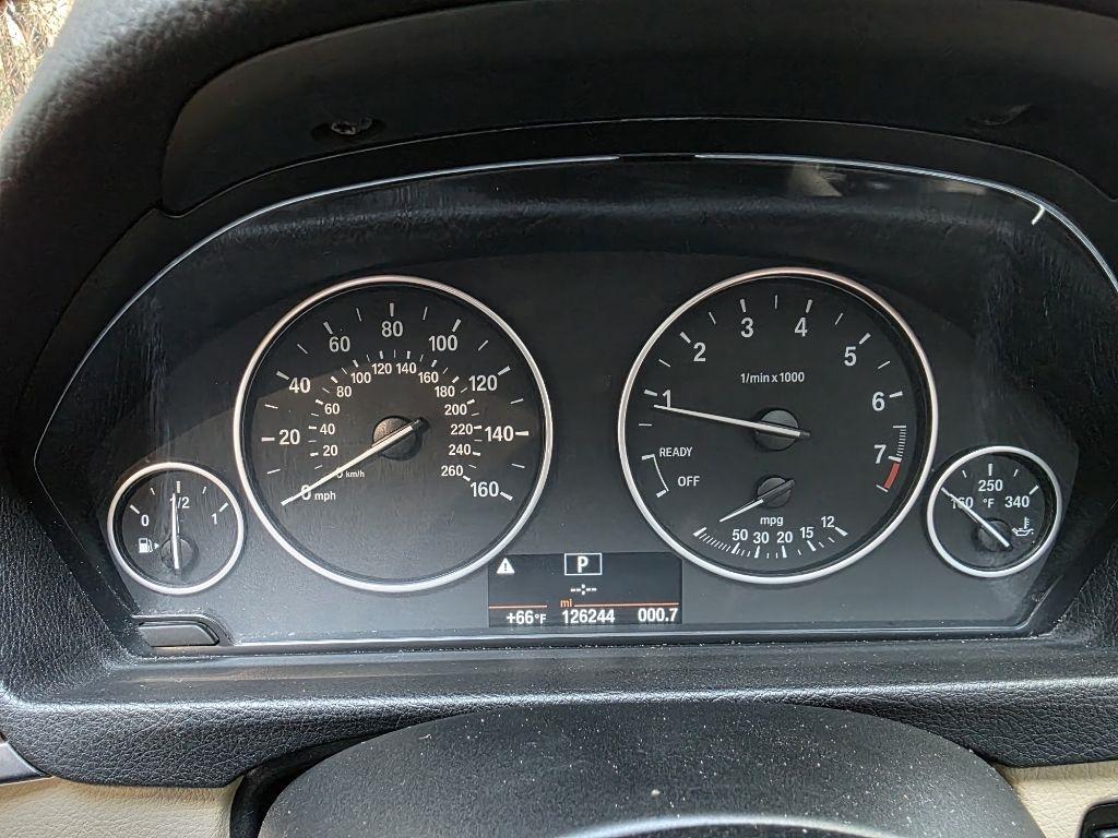 BMW 3 Series 4dr Sdn 320i RWD South Africa 2015