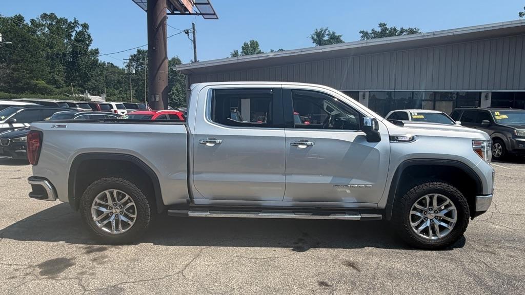 GMC Sierra 1500 4WD Crew Cab 147" SLT 2021