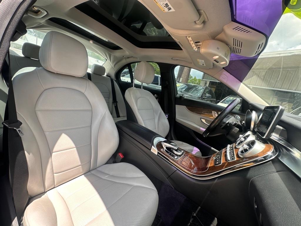 Mercedes-Benz C-Class 4dr Sdn C 300 4MATIC 2015