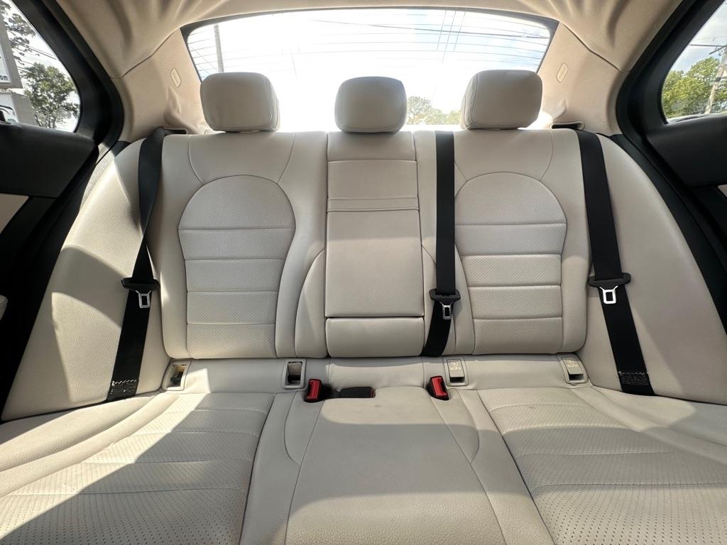 Mercedes-Benz C-Class 4dr Sdn C 300 4MATIC 2015